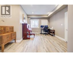 76 BAIRD Street S - 19