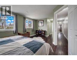 76 BAIRD Street S - 22