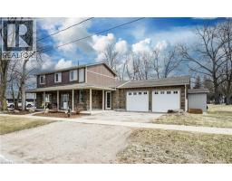 76 BAIRD Street S - 3