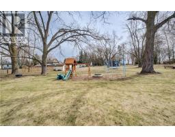 76 BAIRD Street S - 39