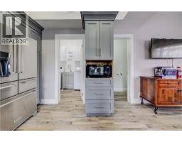 76 BAIRD Street S - 9