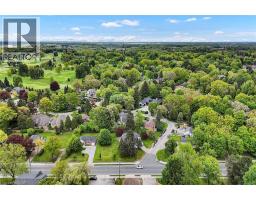 51 WILSON Street E - 12