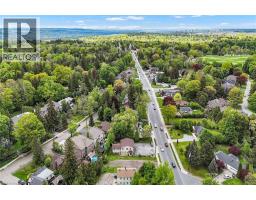 51 WILSON Street E - 15