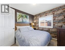 208 TEMPLEWOOD Drive - 26