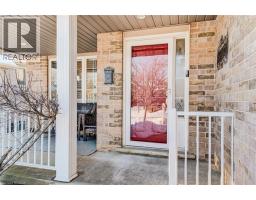 84 ENDEAVOUR Drive - 2