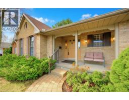 306 ROXTON Drive - 2