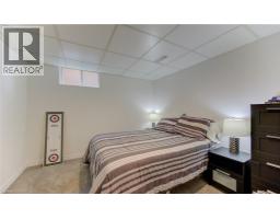 306 ROXTON Drive - 33