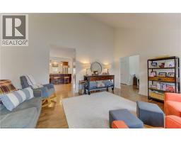 306 ROXTON Drive - 6