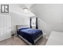 320 DARLING Street - 19