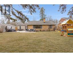 226 FORSYTH Drive - 42