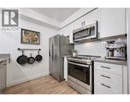 230 BLACKHORNE Drive UnitNo. 42 - 10