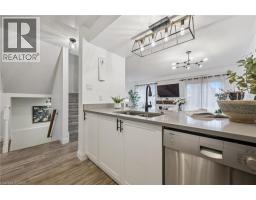 230 BLACKHORNE Drive UnitNo. 42 - 11