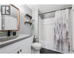 230 BLACKHORNE Drive UnitNo. 42 - 20