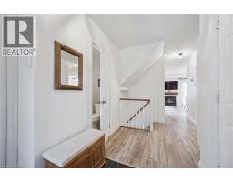 230 BLACKHORNE Drive UnitNo. 42 - 3