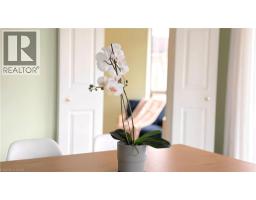 300 KEATS Way UnitNo. 207 - 5