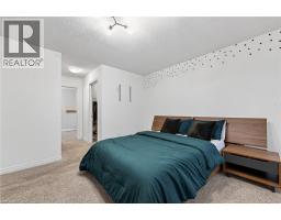 54 WESTVIEW Court - 16