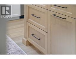 29 WEYMOUTH Street UnitNo. 17 - 15