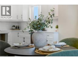 29 WEYMOUTH Street UnitNo. 17 - 18