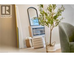 29 WEYMOUTH Street UnitNo. 17 - 21