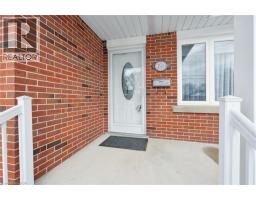 390 DUMFRIES Avenue - 2