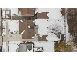 390 DUMFRIES Avenue - 38