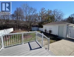 390 DUMFRIES Avenue - 43