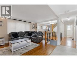 83 DUNSDON Street - 14