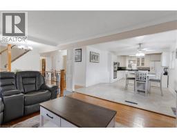 83 DUNSDON Street - 16