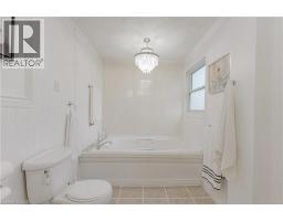 83 DUNSDON Street - 25