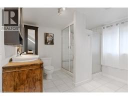 83 DUNSDON Street - 30