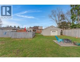 83 DUNSDON Street - 5