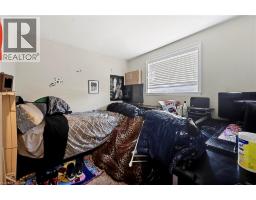 228 HOLBORN Drive - 14