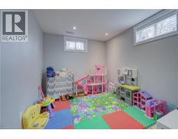 298 FERNDALE Place - 36