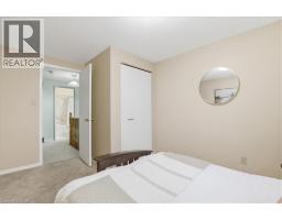 56 RUSHBROOK Drive - 18