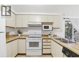 56 RUSHBROOK Drive - 7