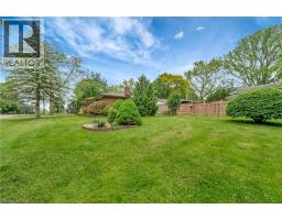 22 VICTORIA Street - 18