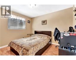 22 VICTORIA Street - 9