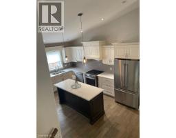 295 COURTLAND Street - 11