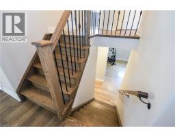 295 COURTLAND Street - 24