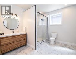 295 COURTLAND Street - 31