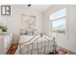 14 HOLME Street - 14