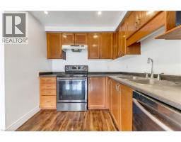 90 DONNENWERTH Drive - 11