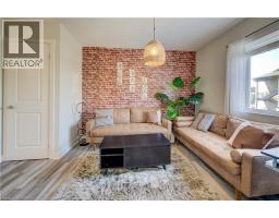 185 WINDALE Crescent UnitNo. 6A - 1