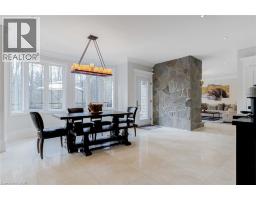 18 ELDER Crescent - 18