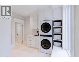 18 ELDER Crescent - 24