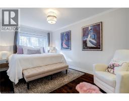 18 ELDER Crescent - 35