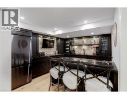 18 ELDER Crescent - 38