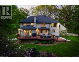 18 ELDER Crescent - 46