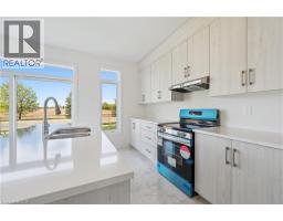 22 HENRY MARACLE Street - 11