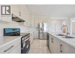 22 HENRY MARACLE Street - 12